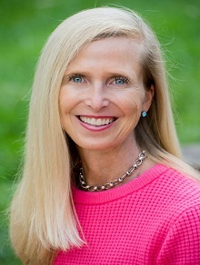 DR . Mellissa Sundermann